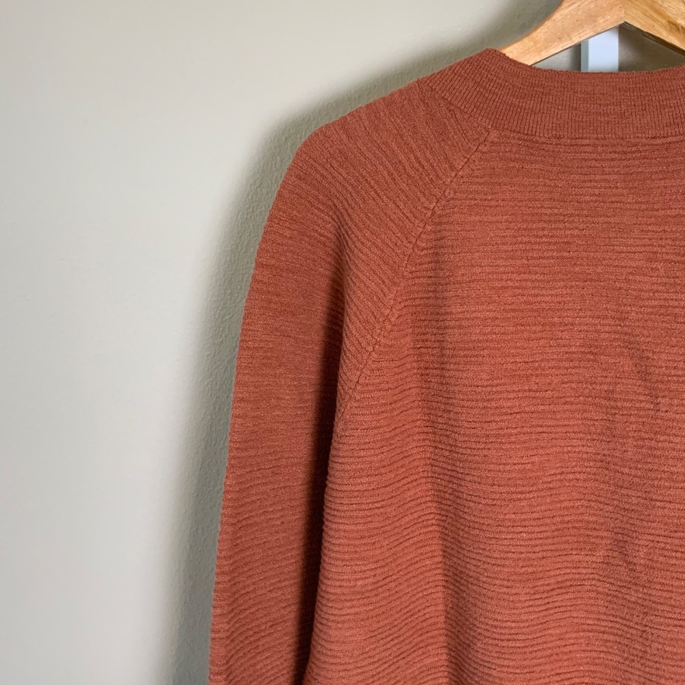 LOFT Raglan V-Neck Sweater - Picture 14 of 16